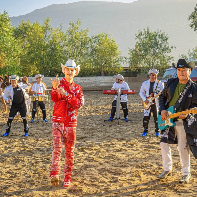 J Matt y Los Charros de Lumaco